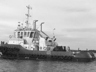 2426-Tow/Habour-Tug